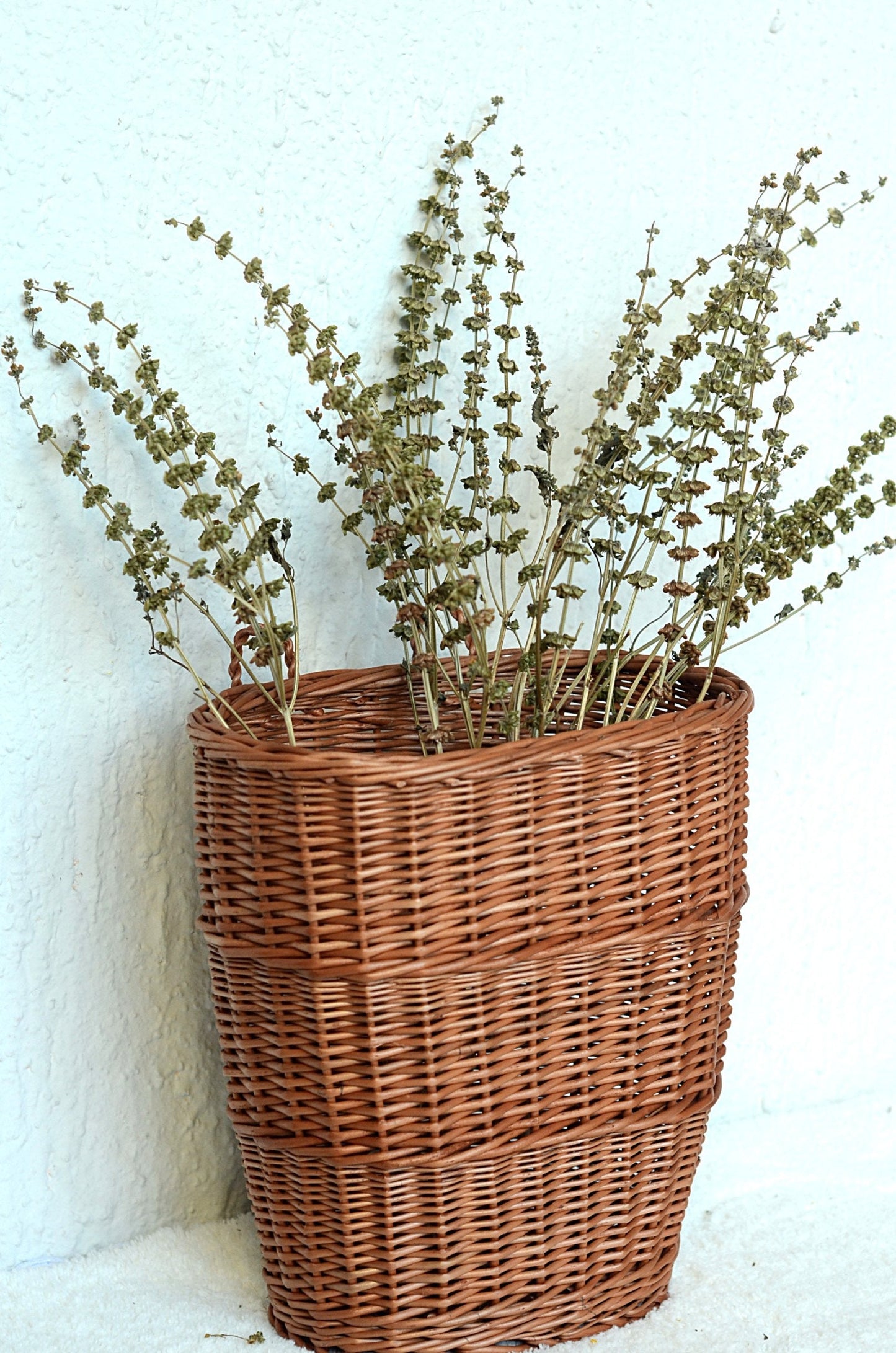 Wall Basket, Door Basket, Flower Display Hanging Basket, Hanging Storage Mail Basket Entryway Decor Door Basket Wall Decor Wall Storage