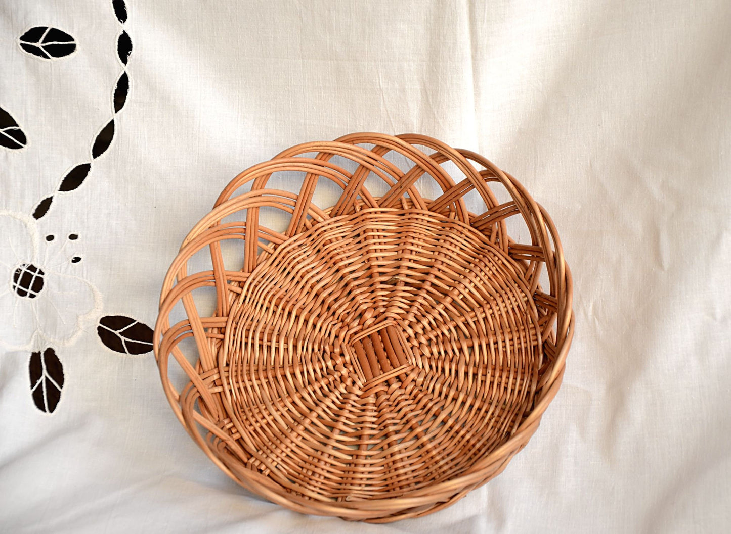 Handwoven Wicker Basket,  Fruit Basket, Bread Basket, Egg Basket, Easter Basket Display Basket, Bohemian Decor, Table Centerpiece Rustic