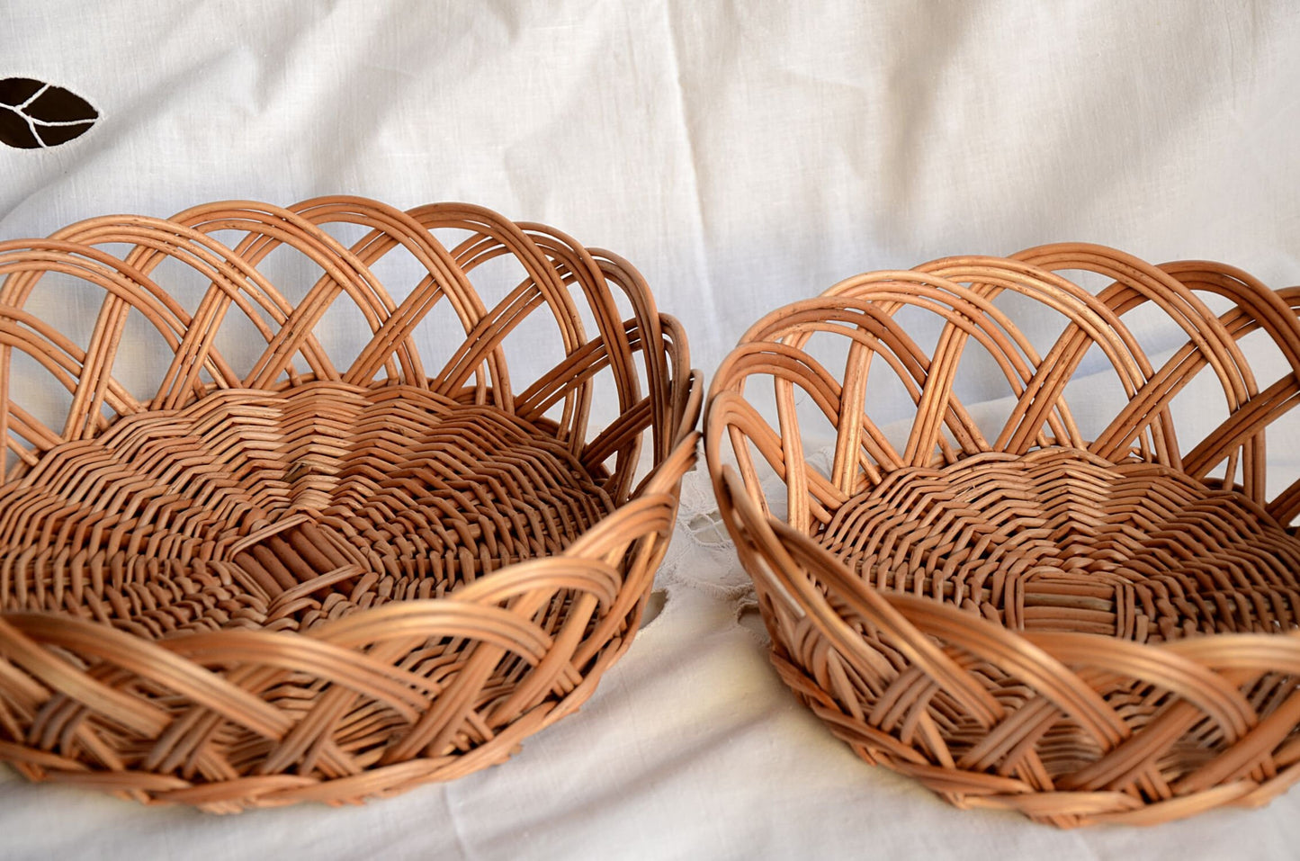 Handwoven Wicker Basket,  Fruit Basket, Bread Basket, Egg Basket, Easter Basket Display Basket, Bohemian Decor, Table Centerpiece Rustic