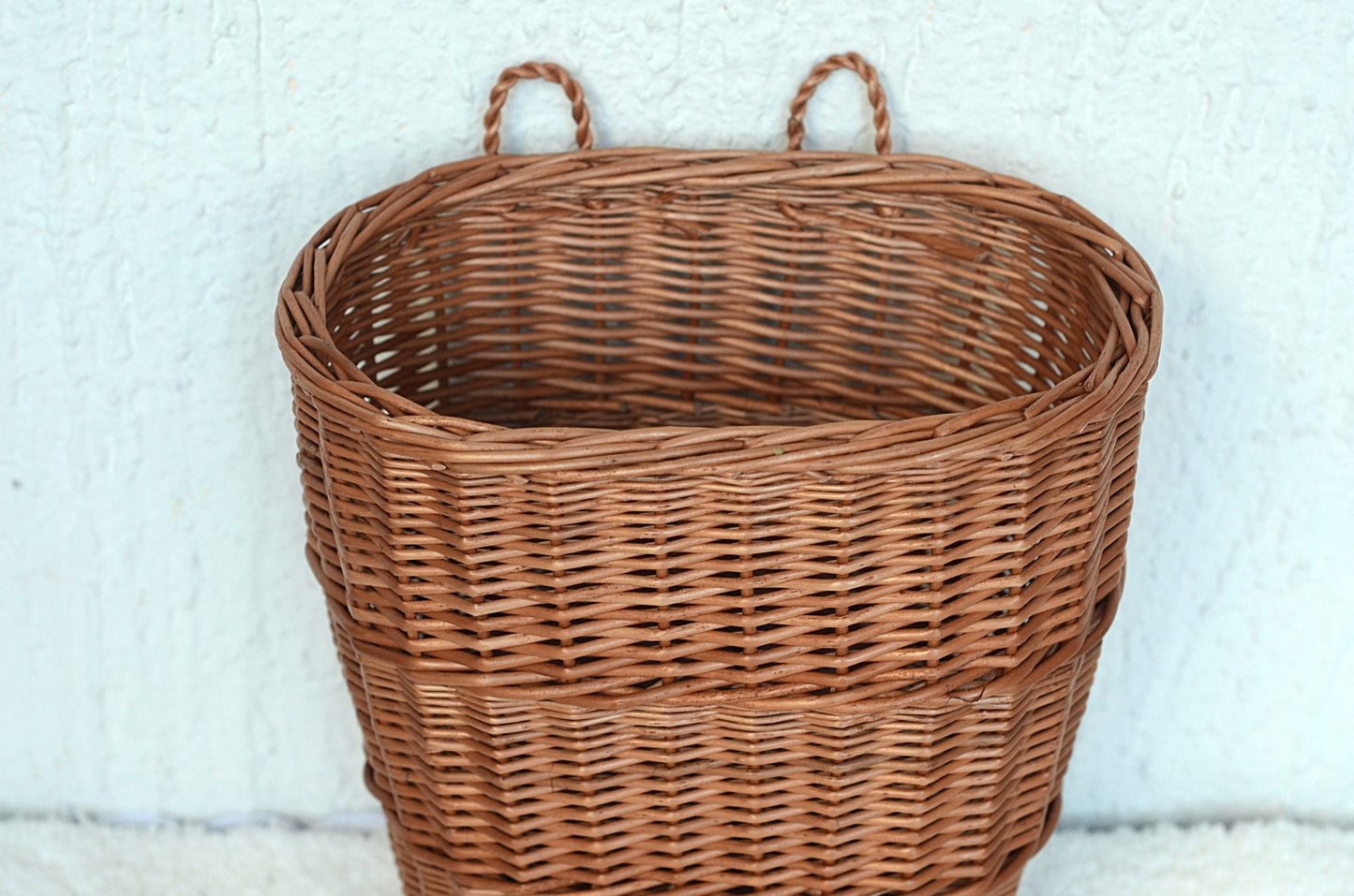 Wall Basket, Door Basket, Flower Display Hanging Basket, Hanging Storage Mail Basket Entryway Decor Door Basket Wall Decor Wall Storage
