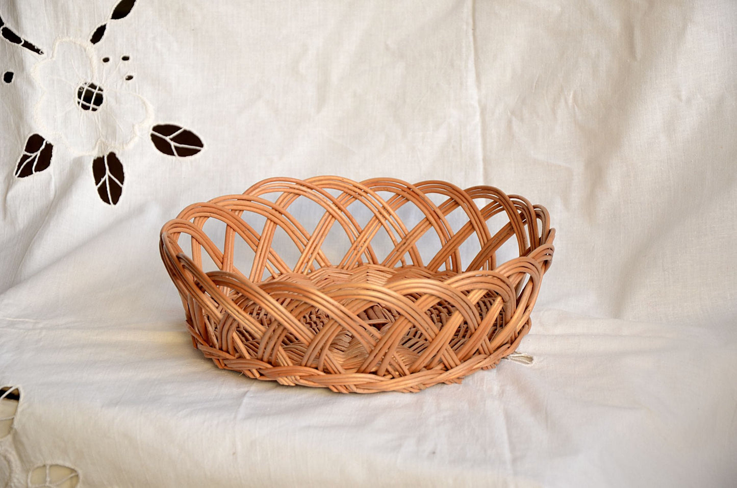 Handwoven Wicker Basket,  Fruit Basket, Bread Basket, Egg Basket, Easter Basket Display Basket, Bohemian Decor, Table Centerpiece Rustic